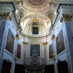 interno-verticale-chiesa